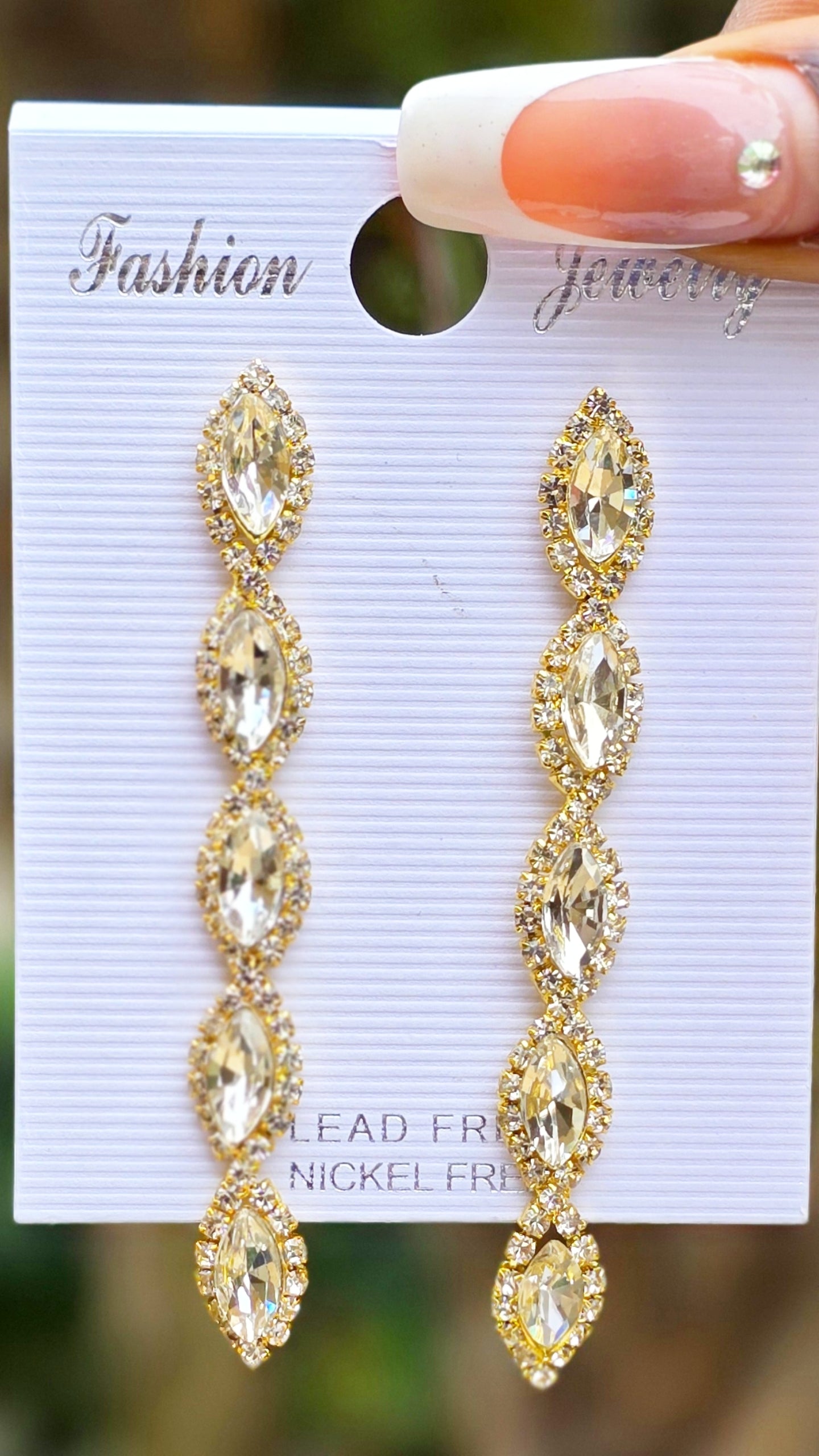 LUNA EARRING