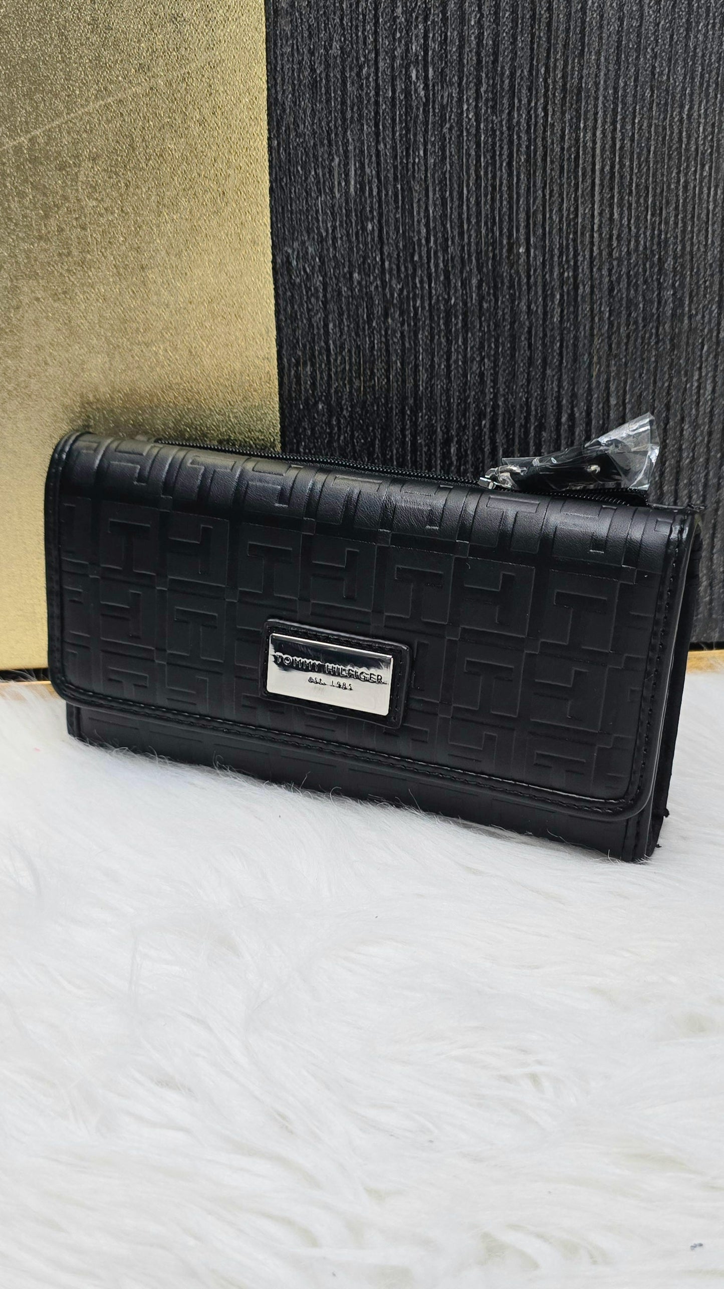 TOMMY HILFIGER WALLET